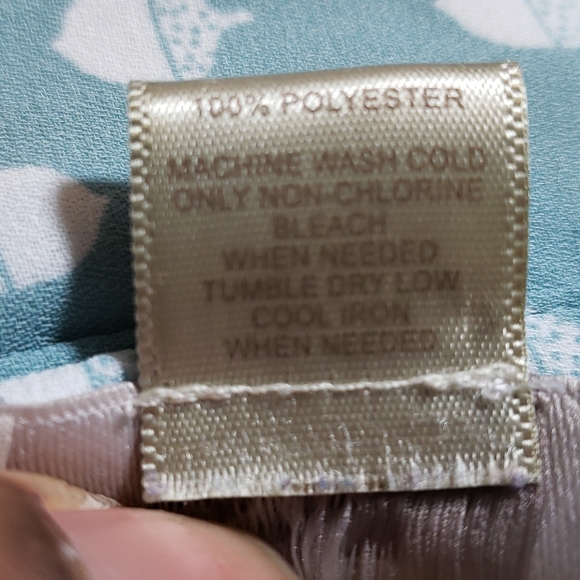 3💝 for $25 Loft Outlet Button Down Blouse - Picture 8 of 9